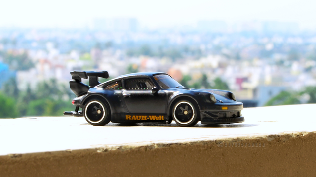 Illustration for article titled Teutonic Tuesday: RAUH-Welt Begriff 930 Turbo Up Close